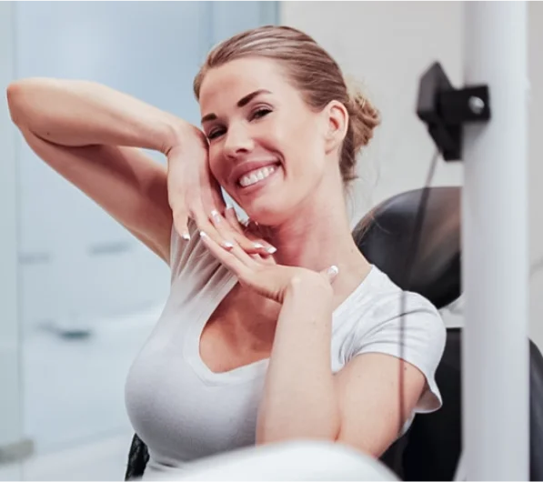 Woman with a dazzling smile posing joyfully